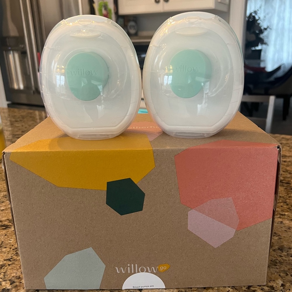 Willow Go hands free cord free breast pump- used